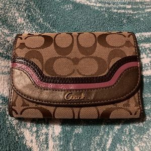 Coach Logo Wallet EUC